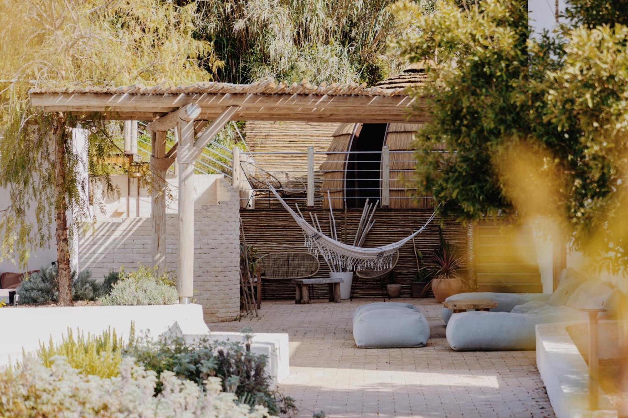 Hotel Flaka Boutique Confidentiel Et Convivial 4*